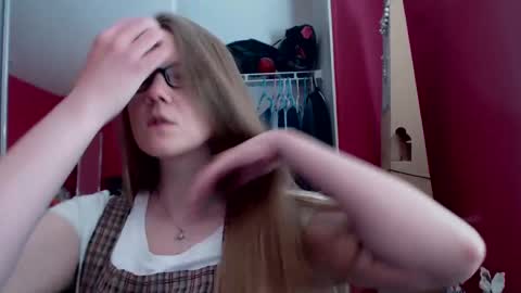 Snapshot of angelicangel3 chatting on February 19, 9:03 pm AngelicAngel online show from February 19, 9:03 pm