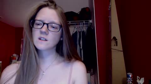 Snapshot of angelicangel3 chatting on February 21, 4:18 am AngelicAngel online show from February 21, 4:18 am