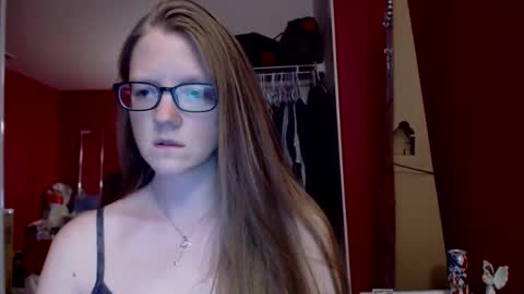 Snapshot of angelicangel3 chatting on February 25, 6:47 am AngelicAngel online show from February 25, 6:47 am