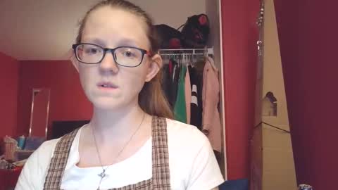 Snapshot of angelicangel3 chatting on November 28, 6:27 am AngelicAngel online show from November 28, 6:27 am