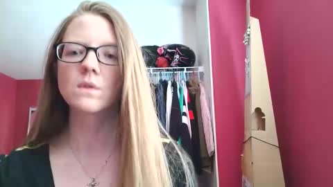 Snapshot of angelicangel3 chatting on May 9, 12:38 am AngelicAngel online show from May 9, 12:38 am