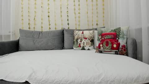 Snapshot of angelicarai chatting on December 1, 4:29 pm Angelica Rai online show from December 1, 4:29 pm