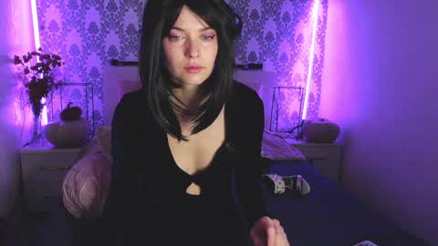 Snapshot of angelika_rouge chatting on December 5, 6:33 am Angelika Rouge online show from December 5, 6:33 am