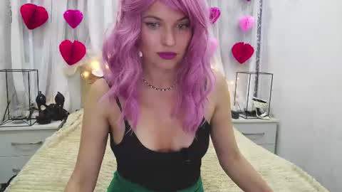 Angelika Rouge online show from June 17, 3:46 pm