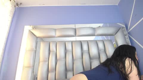 Snapshot of angelina_ny chatting on December 22, 1:00 pm ANGELINA online show from December 22, 1:00 pm