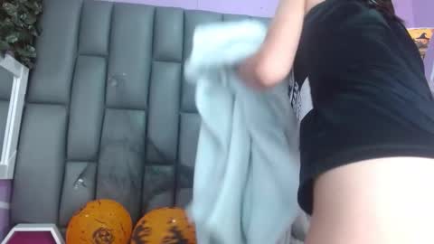 Snapshot of angelina_ny chatting on October 16, 2:18 pm ANGELINA online show from October 16, 2:18 pm
