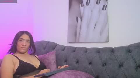 Snapshot of angelinaa__smith chatting on September 18, 8:00 pm angelinaa__smith online show from September 18, 8:00 pm
