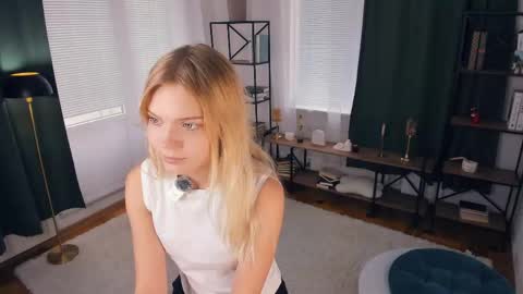 Alice WOW online show from April 16, 8:48 am