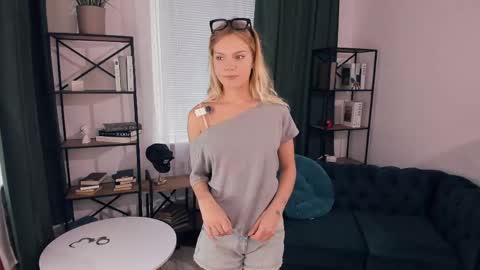 Alice WOW online show from May 22, 8:53 am