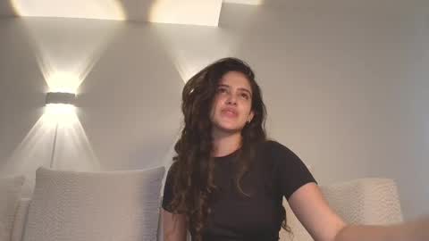   online show from March 6, 10:50 pm