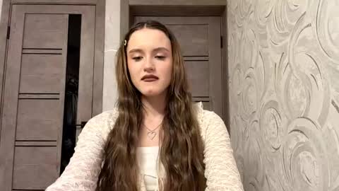 Nika online show from April 12, 2:00 pm