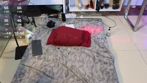 Snapshot of angelinasia chatting on February 22, 9:12 am Angel online show from February 22, 9:12 am