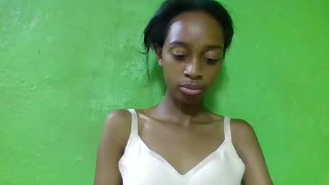 angeline221173 online show from March 24, 4:50 am