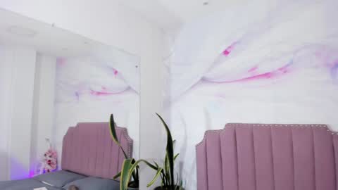 Angeline online show from January 8, 8:18 pm