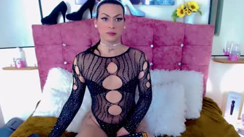 Snapshot of angelispg chatting on September 24, 4:27 am Angelis online show from September 24, 4:27 am