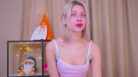 Ennie online show from October 31, 7:26 pm