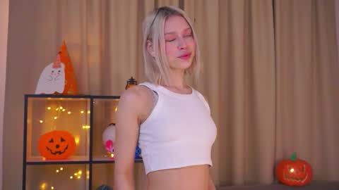 Ennie online show from November 2, 8:44 pm