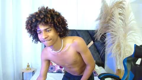 Angel online show from February 21, 9:05 pm