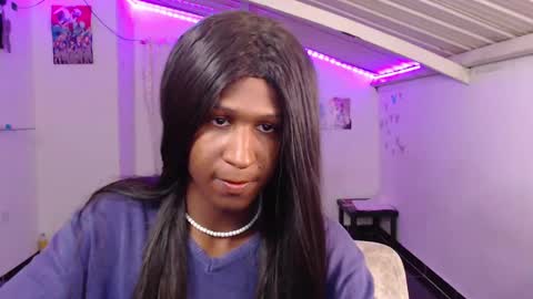 Danielle online show from December 7, 5:59 am