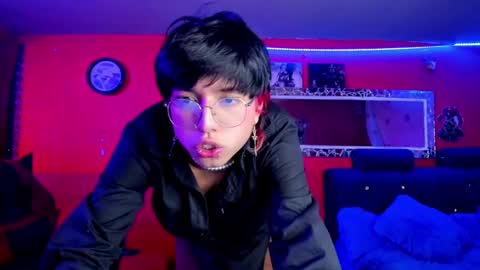 Angel  online show from March 5, 10:33 am