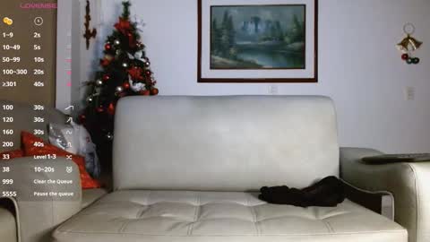 Snapshot of angelm888 chatting on December 4, 4:55 am Angelm888- online show from December 4, 4:55 am