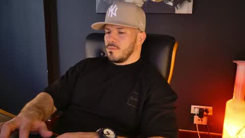 BlackWolf online show from April 16, 9:54 am