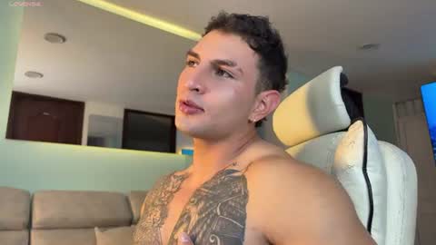 Snapshot of angeloferro1 chatting on June 30, 6:14 am Angelo Ferro online show from June 30, 6:14 am