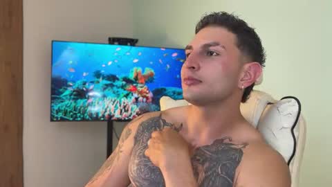 Snapshot of angeloferro1 chatting on July 7, 6:47 am Angelo Ferro online show from July 7, 6:47 am