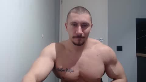 Snapshot of angelofit chatting on February 27, 9:54 am ------- SEX SHOW WITH GUYS AND GIRLS MUSCLE SHOW online show from February 27, 9:54 am