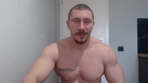 Snapshot of angelofit chatting on March 11, 8:52 am ------- SEX SHOW WITH GUYS AND GIRLS MUSCLE SHOW online show from March 11, 8:52 am