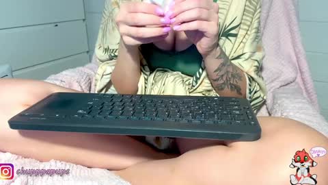 Snapshot of angelok_ chatting on February 6, 6:51 am My name is Ena. You will make me very happy if you subscribe. Love you online show from February 6, 6:51 am