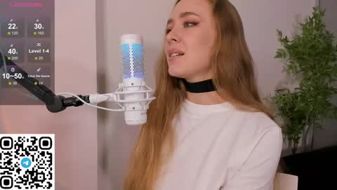 Snapshot of angelpaull chatting on March 5, 11:16 pm Angel online show from March 5, 11:16 pm