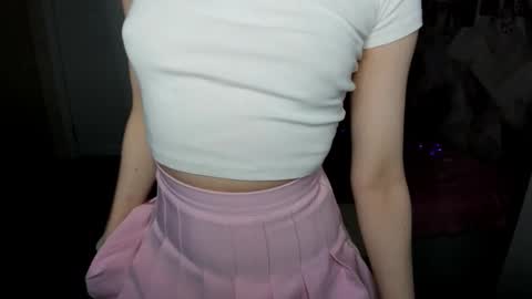 Snapshot of angels_of_passion chatting on November 9, 11:14 pm Yana online show from November 9, 11:14 pm