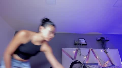 Snapshot of angelsavage__ chatting on June 3, 11:46 am Angel 3 online show from June 3, 11:46 am