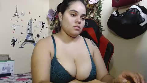 angelsexhotlatin online show from December 31, 3:09 pm