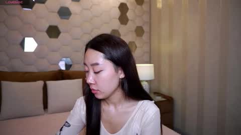 angelshy_ online show from September 14, 6:01 am