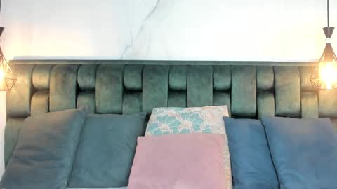 Snapshot of angelswets chatting on January 26, 1:15 pm ANGIE online show from January 26, 1:15 pm