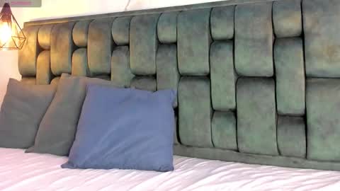 Snapshot of angelswets chatting on September 22, 2:30 pm ANGIE online show from September 22, 2:30 pm