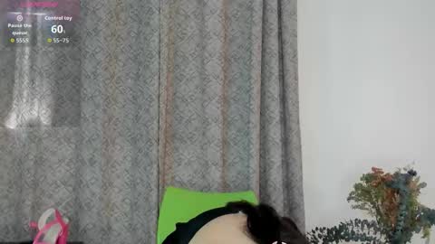 Snapshot of angelswets chatting on October 24, 2:46 pm ANGIE online show from October 24, 2:46 pm