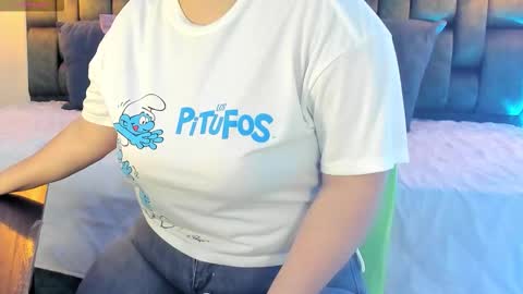 Snapshot of angelswets chatting on October 26, 1:39 pm ANGIE online show from October 26, 1:39 pm