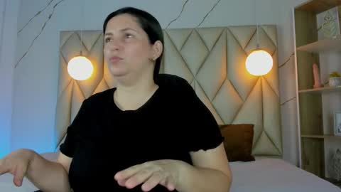 ANGIE online show from December 20, 12:56 pm