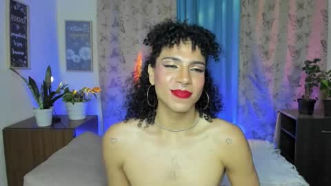 Snapshot of angelwhitte chatting on November 29, 2:36 am angelwhitte online show from November 29, 2:36 am