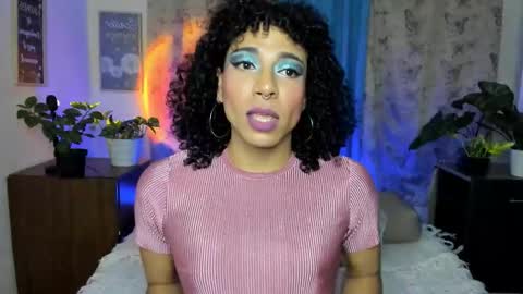 Snapshot of angelwhitte chatting on November 29, 10:46 pm angelwhitte online show from November 29, 10:46 pm