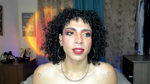 angelwhitte online show from March 16, 3:56 am