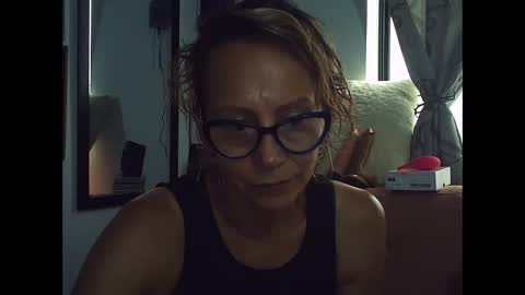 Snapshot of angelycute476334 chatting on January 17, 7:38 pm angelycute476334 online show from January 17, 7:38 pm