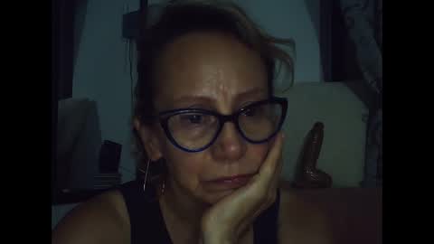 Snapshot of angelycute476334 chatting on January 17, 11:29 pm angelycute476334 online show from January 17, 11:29 pm