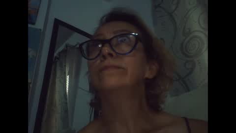 Snapshot of angelycute476334 chatting on February 2, 11:00 pm angelycute476334 online show from February 2, 11:00 pm