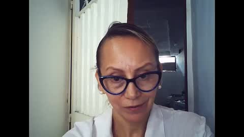 Snapshot of angelycute476334 chatting on February 20, 8:58 pm angelycute476334 online show from February 20, 8:58 pm