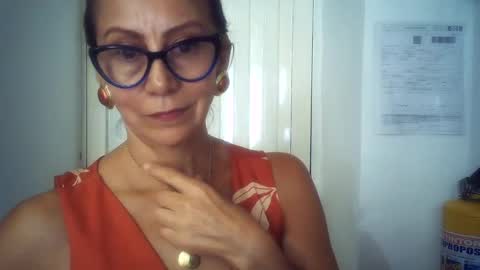 Snapshot of angelycute476334 chatting on February 23, 5:29 pm angelycute476334 online show from February 23, 5:29 pm