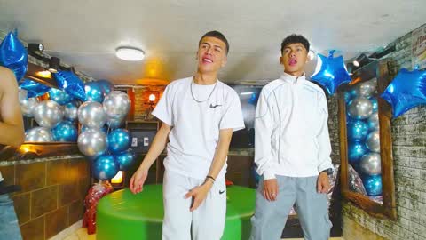 anghelytos online show from December 7, 6:48 pm